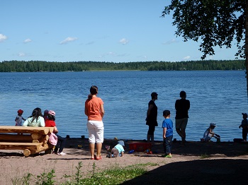 Iltapäivä Ylistenrannassa Iltapäivä Ylistenrannassa